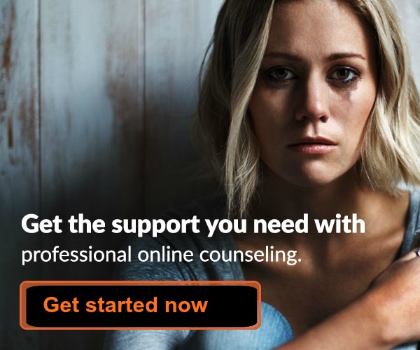 femeie plângând. Începeți cu consiliere Online