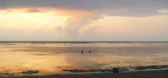 Sunrise at Sanur Bali - a moving photo to illustrate grief and loss