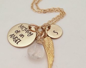 mommy of an angel, gold pendant